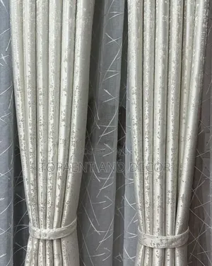 Clean and Premium Curtains