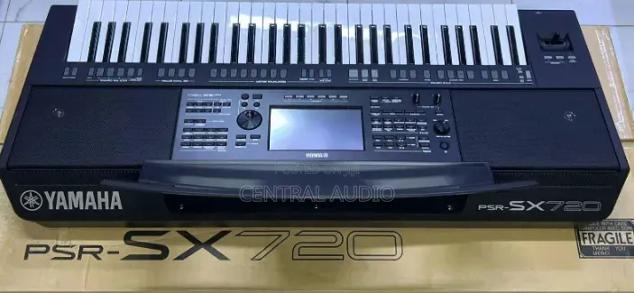 Yamaha PSR Sx 720 61keys