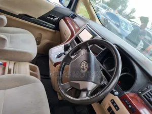 Toyota Alphard 2010 Maroon