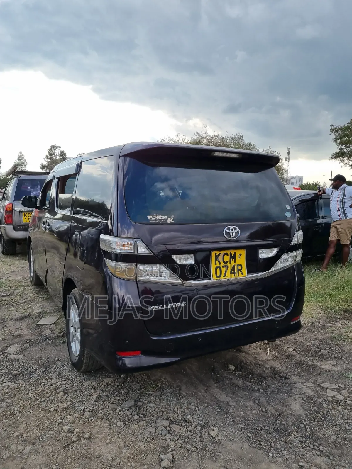 Toyota Alphard 2010 Maroon