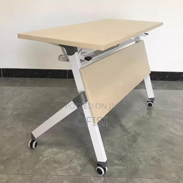 Foldable Training Desk - thumbnail 2