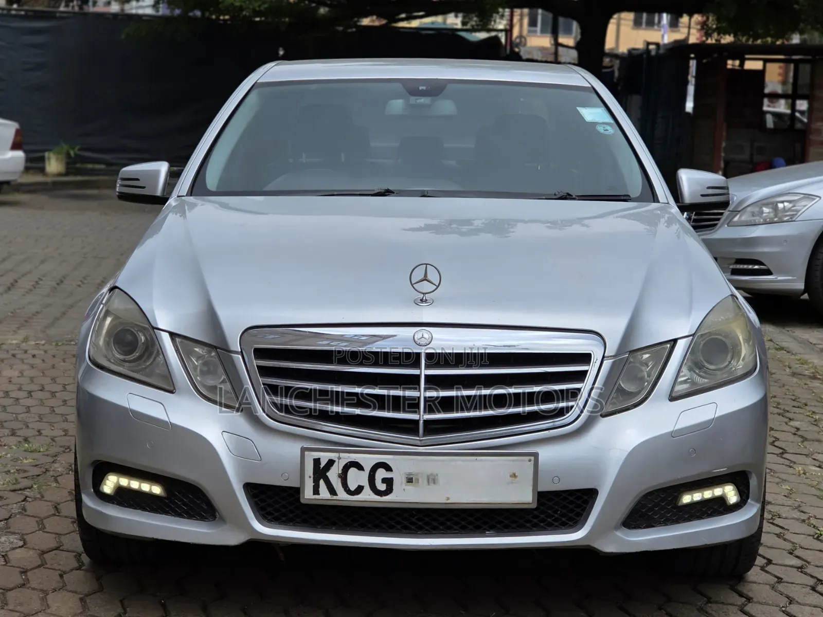 Mercedes-Benz E350 2010 Silver