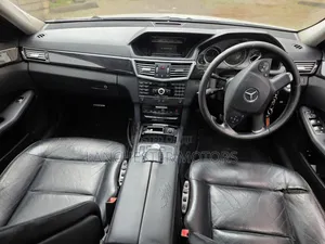 Mercedes-Benz E350 2010 Silver
