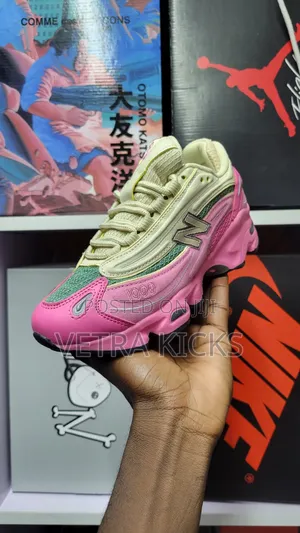 New Balance Shoes Pink