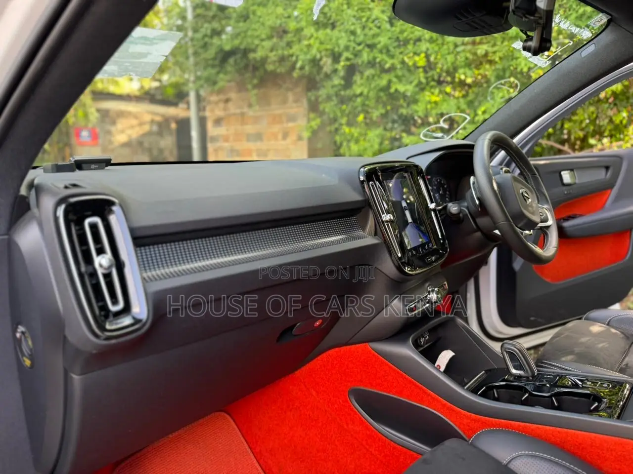 Volvo XC40 T5 Petrol AWD 2019 Pearl
