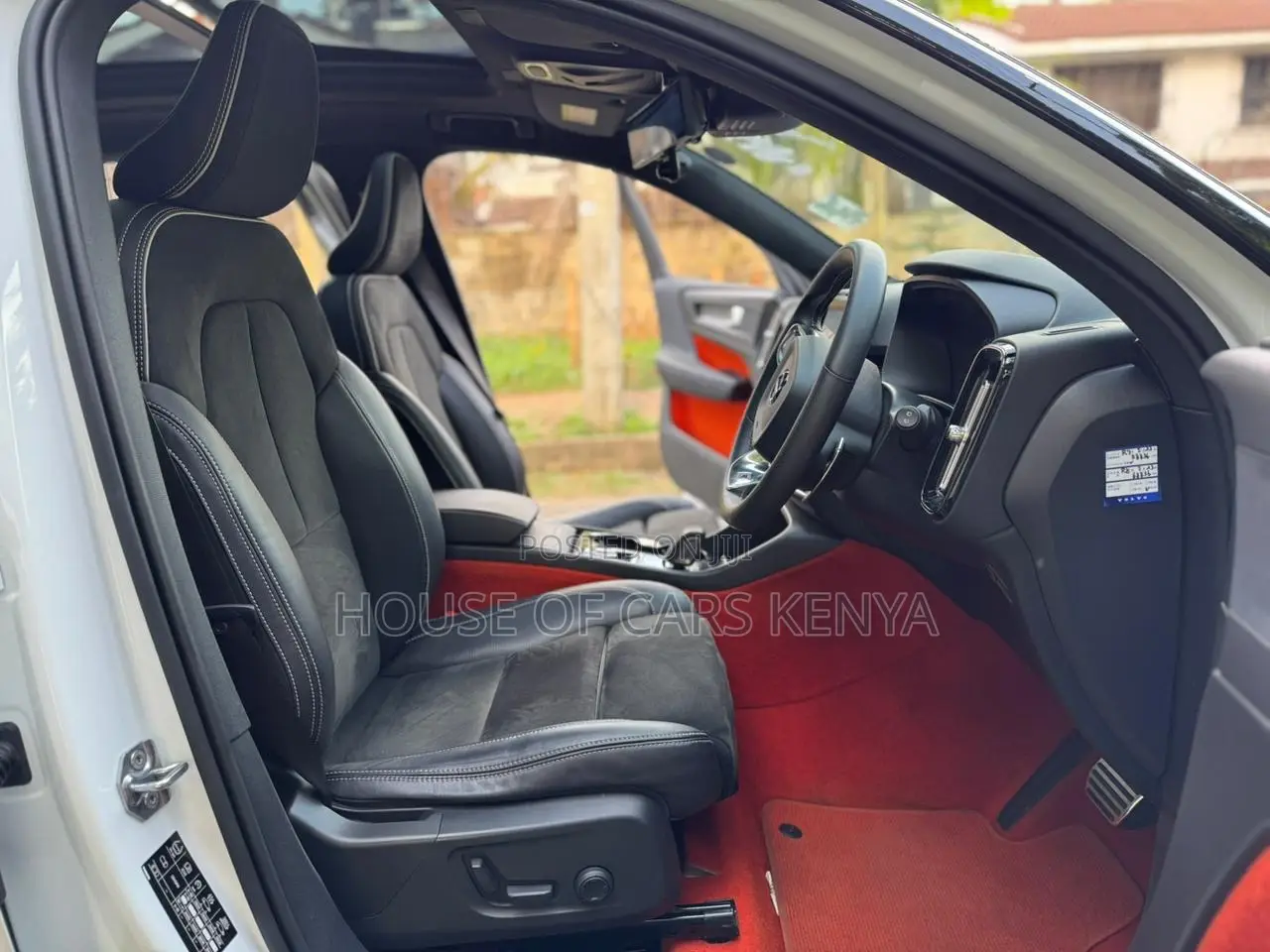 Volvo XC40 T5 Petrol AWD 2019 Pearl