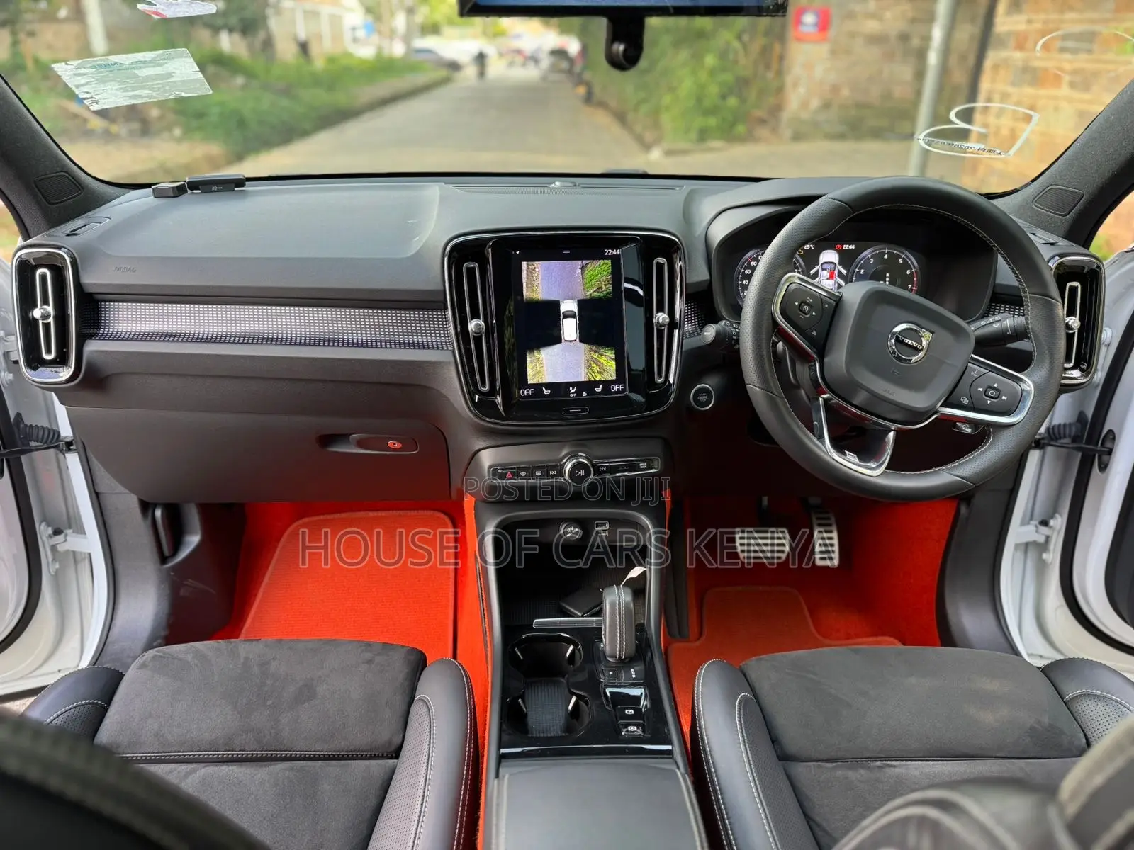 Volvo XC40 T5 Petrol AWD 2019 Pearl