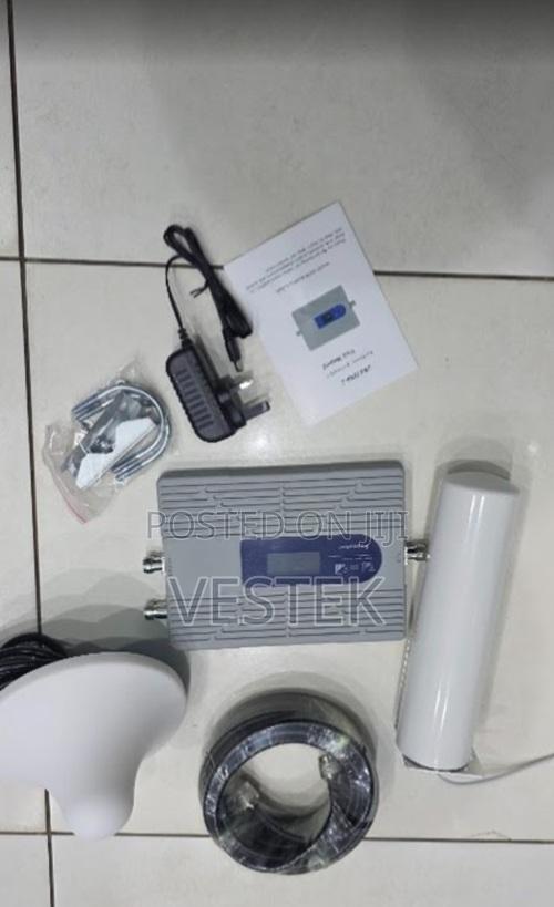 Multi-band 5g Network Amplifier With Indoor Outdoor Antennas