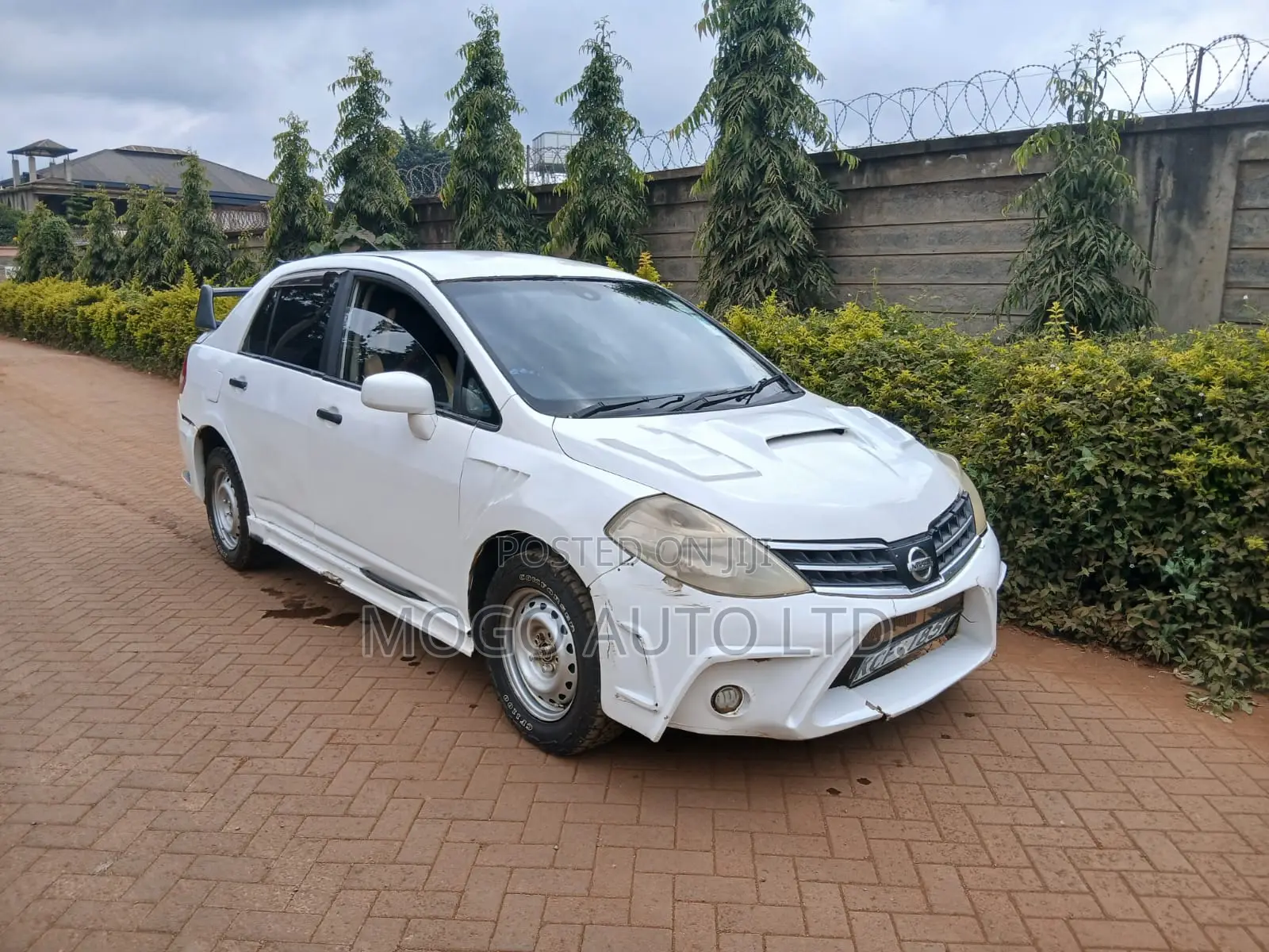 Nissan Tiida 2008 White