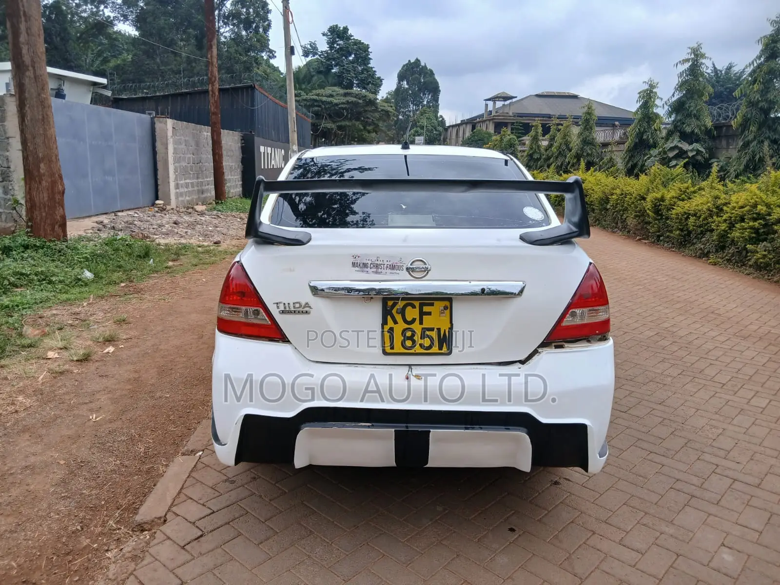 Nissan Tiida 2008 White