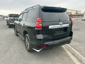 Toyota Land Cruiser Prado 2.7 2019 Black