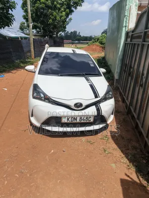 Toyota Vitz 2016 White