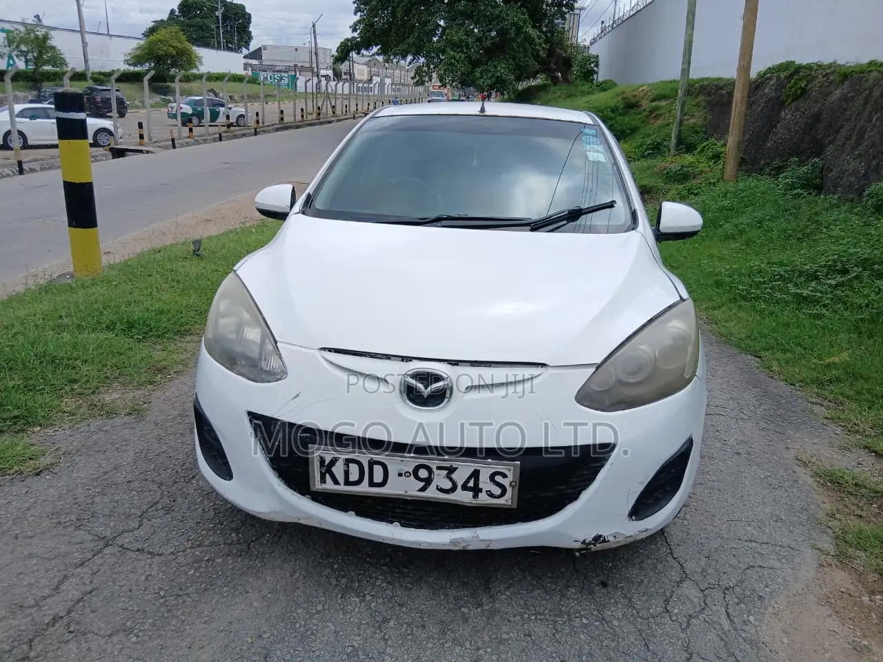 Mazda Demio 2014 White