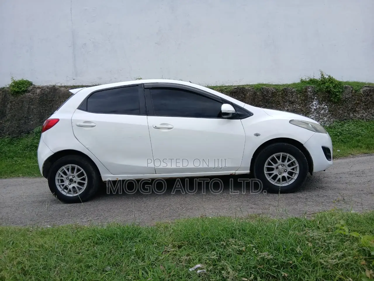 Mazda Demio 2014 White