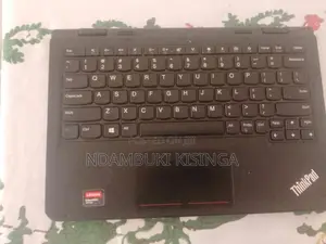 Laptop Lenovo 300e 4GB Intel Celeron HDD+SSD 500GB