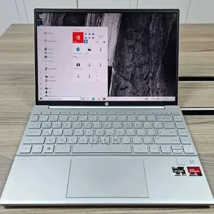 Laptop HP Pavilion 13 8GB AMD Ryzen 5 SSD 256GB