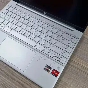 Laptop HP Pavilion 13 8GB AMD Ryzen 5 SSD 256GB
