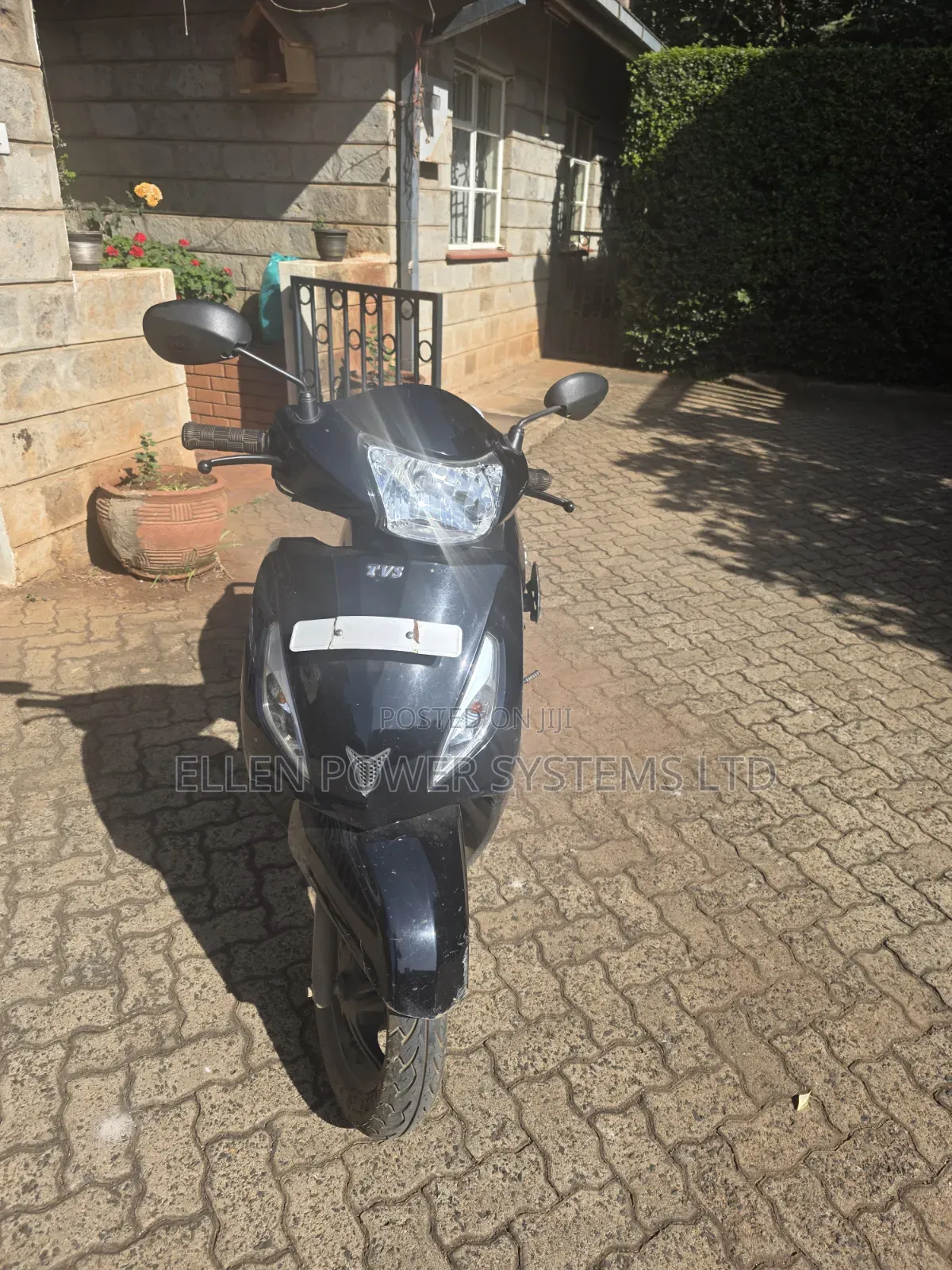 TVS 2018 Black