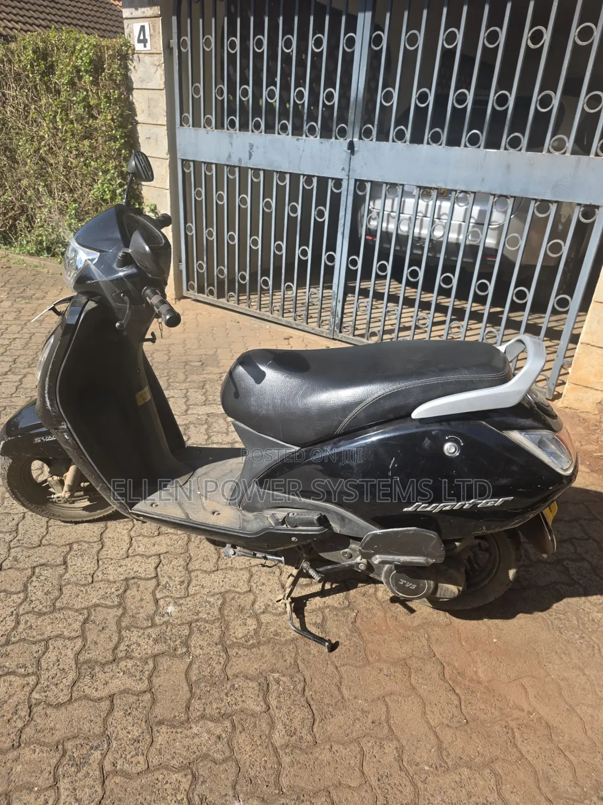 TVS 2018 Black