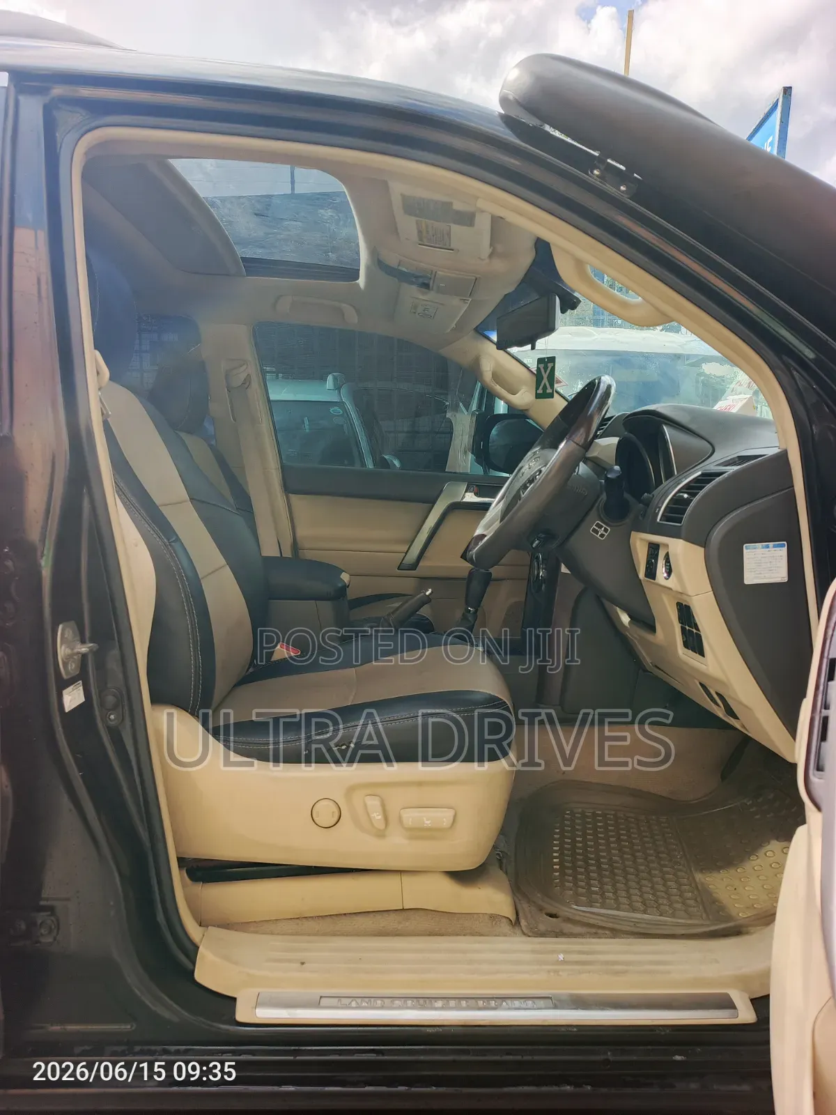Toyota Land Cruiser Prado 2015 Black