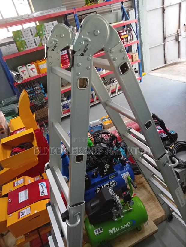 Premium Aluminum Multipurpose Ladder Model 606 - thumbnail 3