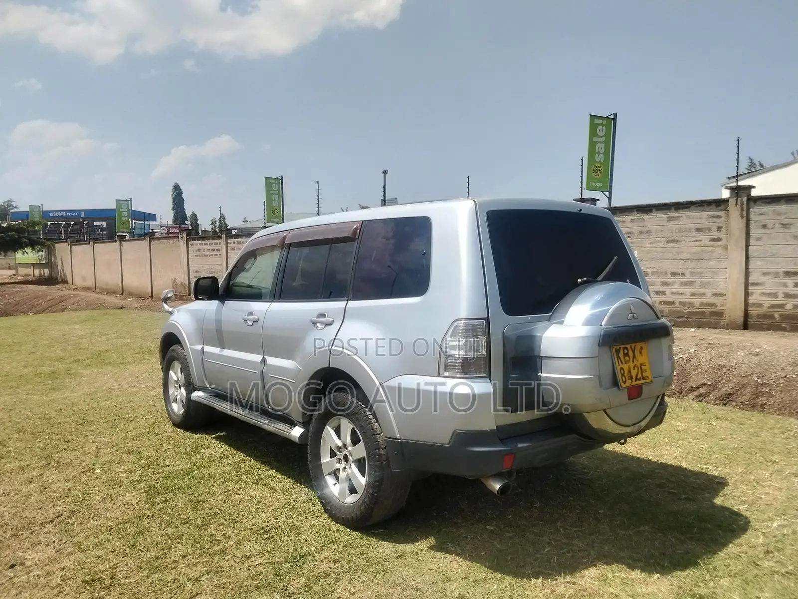 Mitsubishi Pajero 2006 Silver