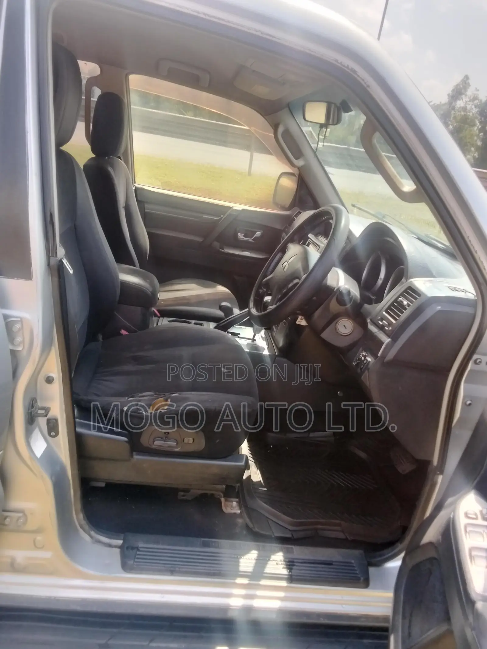 Mitsubishi Pajero 2006 Silver