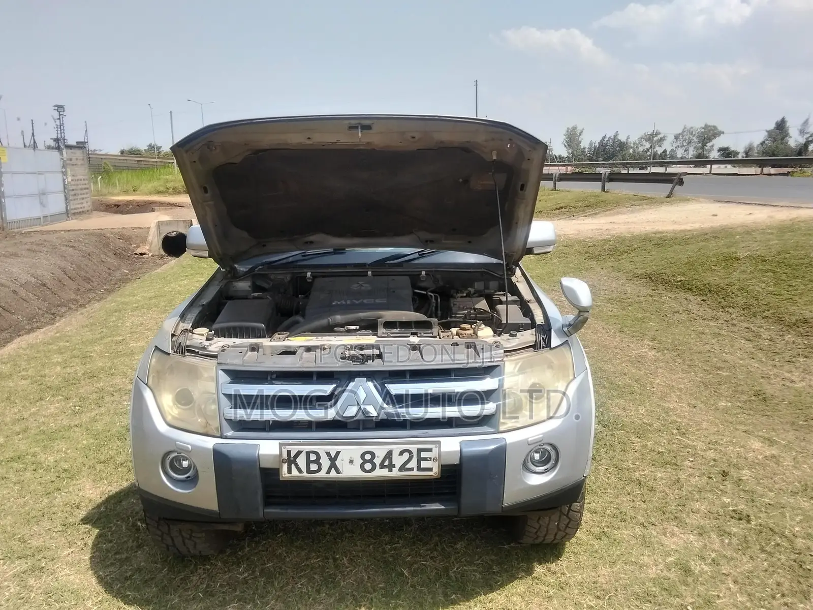 Mitsubishi Pajero 2006 Silver
