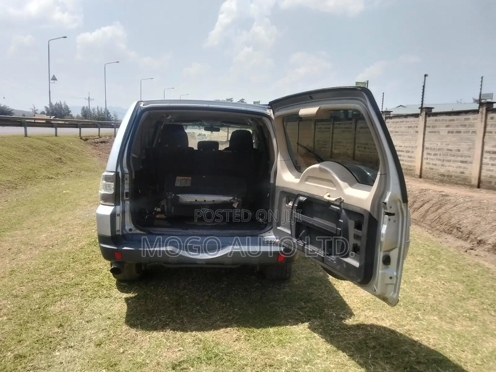 Mitsubishi Pajero 2006 Silver