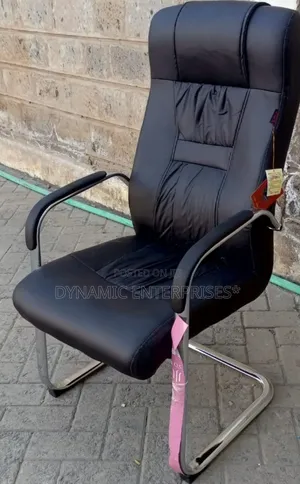 Black Pu Leather Visitor Chair
