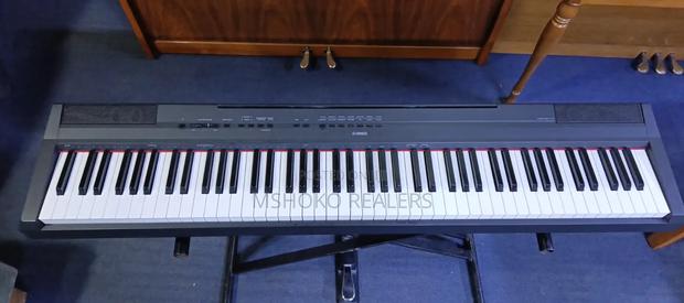 Yamaha Digital Piano 88 Weighted Keys. - thumbnail 2