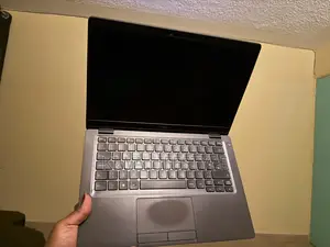 Laptop Dell Latitude 5300 16GB Intel Core i7 SSD 256GB