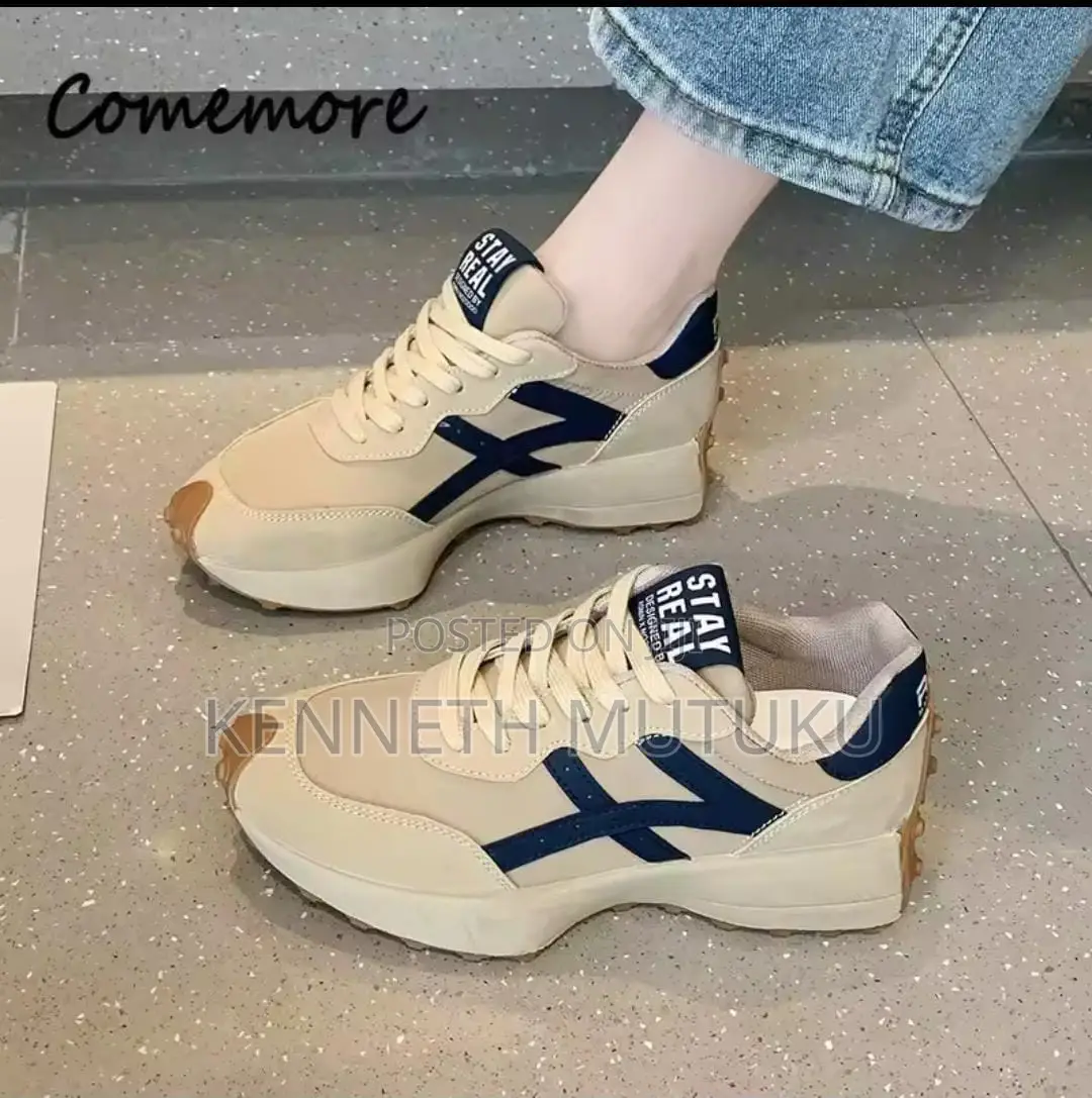 Unisex New Balance Sneakers