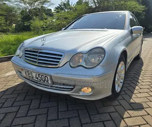 Mercedes-Benz C200 2006 Silver