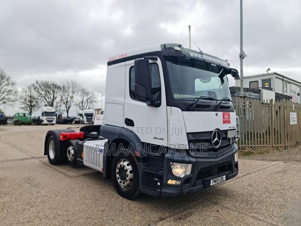 Mercedes Benz Actros 2546 - thumbnail 2