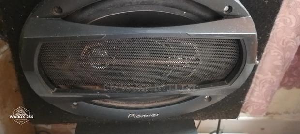Juakali Amp+Two Speakers - main view