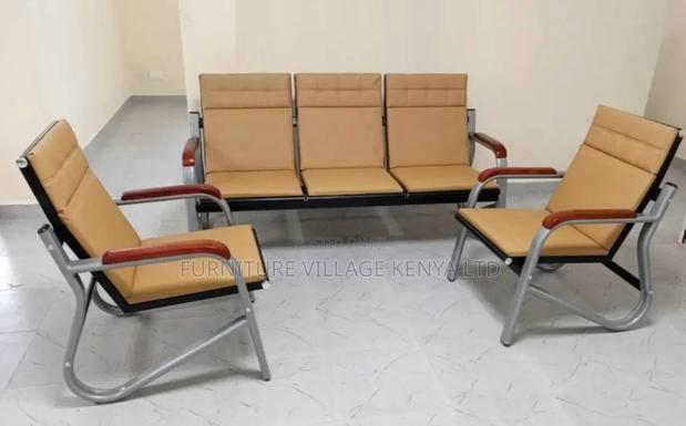 Luxury Leather Waiting Room Sofa - thumbnail 2