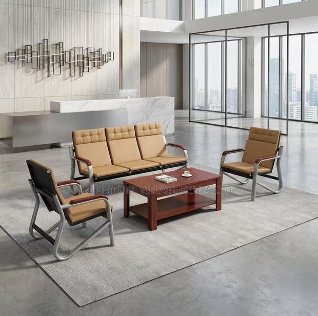 Luxury Leather Waiting Room Sofa - thumbnail 3