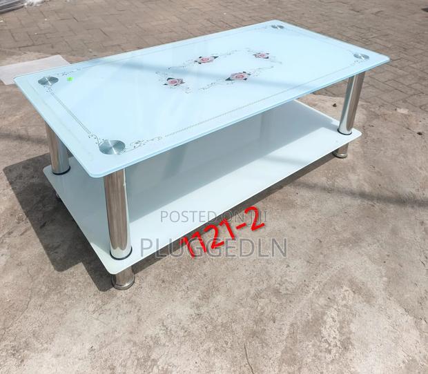 Modern Glass Coffee Table . - thumbnail 2