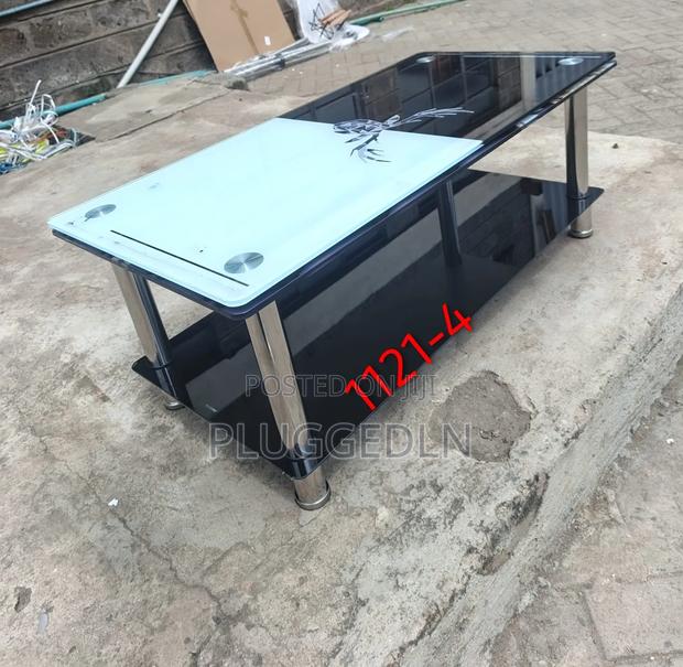 Modern Glass Coffee Table . - thumbnail 3