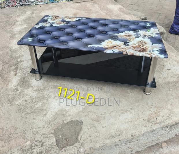 Modern Glass Coffee Table . - thumbnail 4