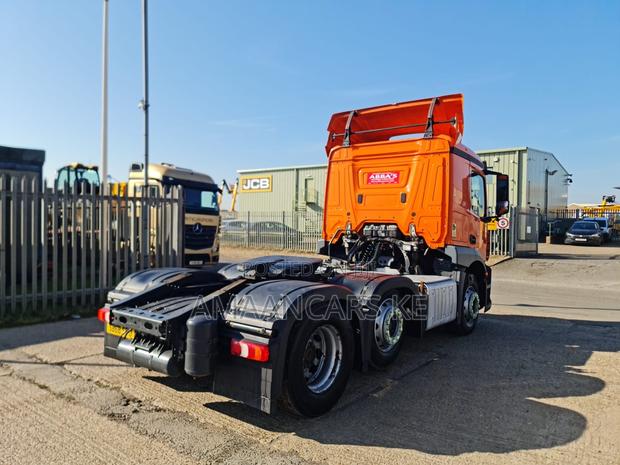 2019 Mercedes Benz Actros 2543 - thumbnail 2