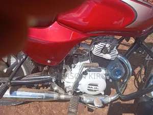 Bajaj Boxer 100 2023 Red