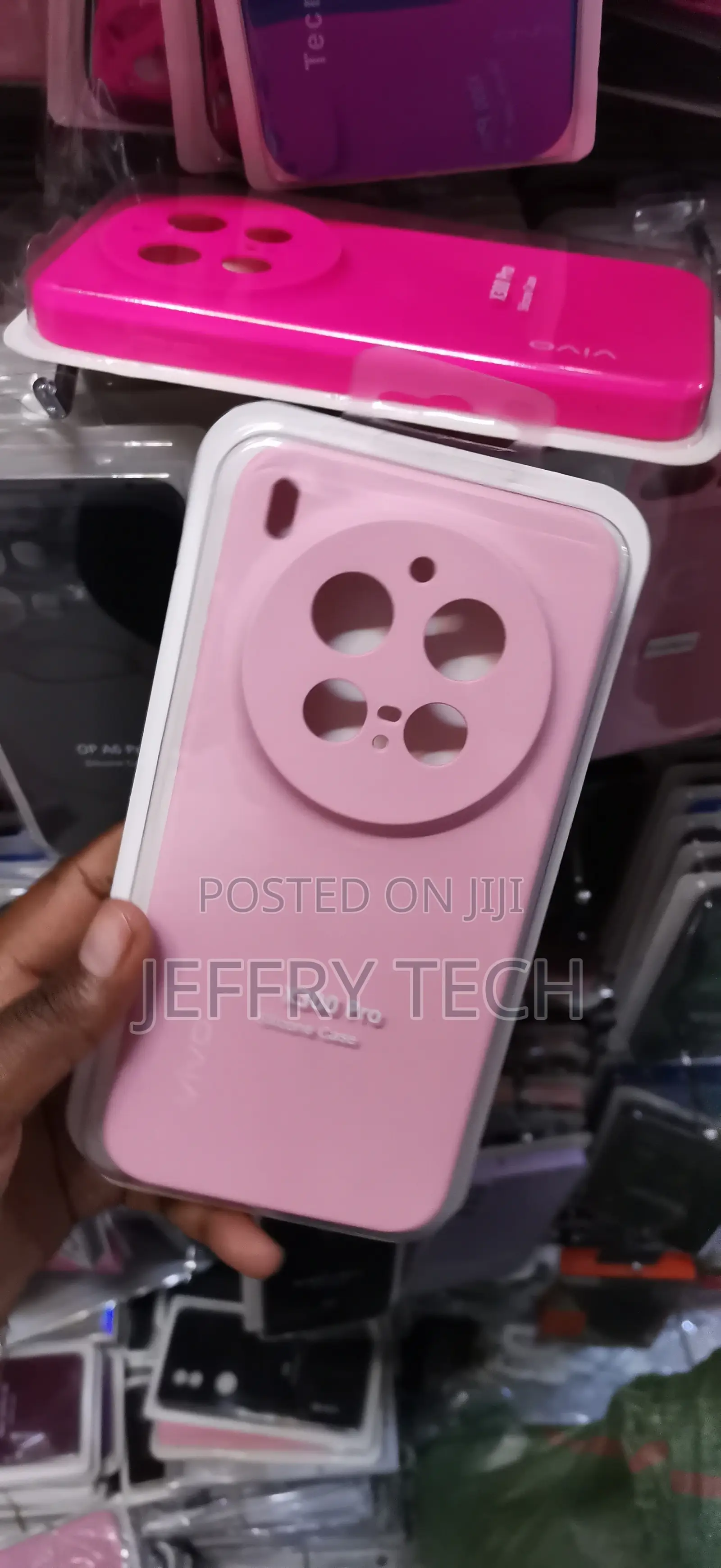 Vivo X300 Pro Distinctive Large Circular Camera Cutout Cover