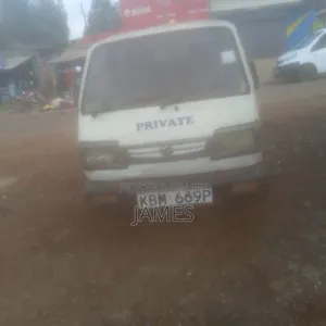 Suzuki APV Minibus 2003 White