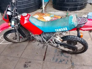 Yamaha DT125 2011 Red