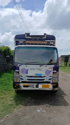 Isuzu NQR 2022
