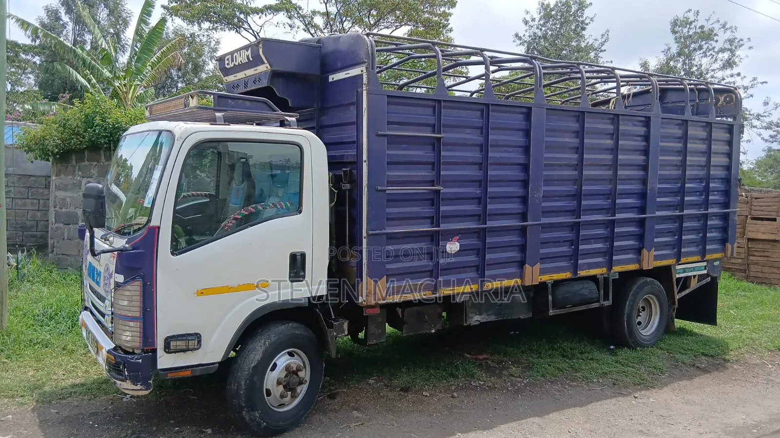 Isuzu NQR 2022