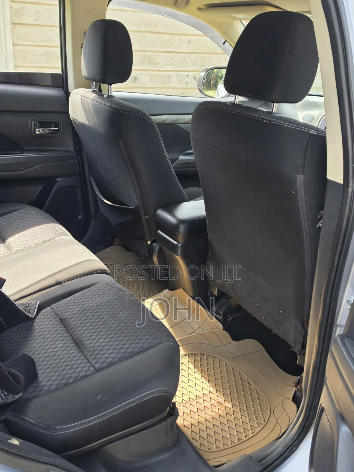 Mitsubishi Outlander 2014 Silver