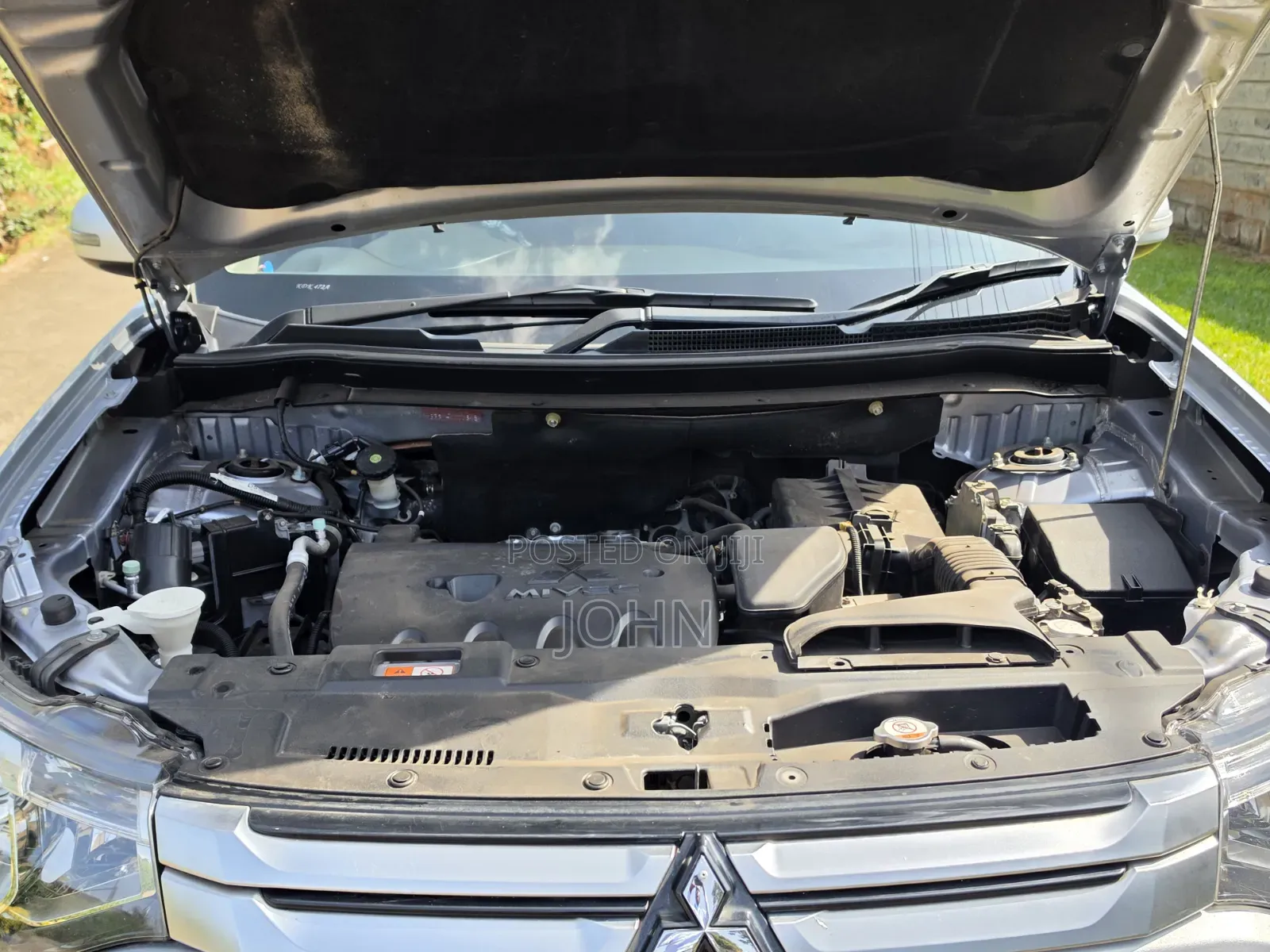 Mitsubishi Outlander 2014 Silver